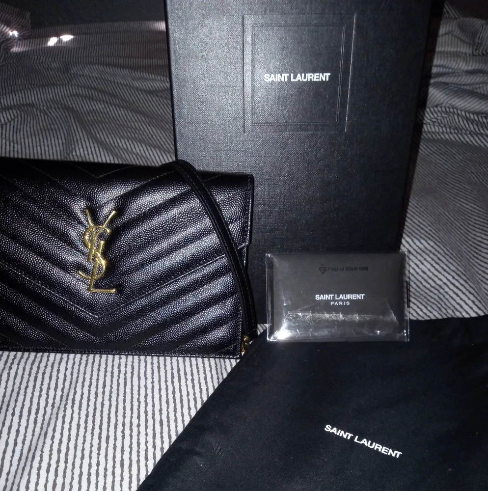 COPY - Crossbody bag - Picture 1 of 5